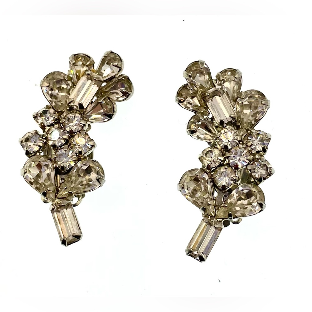 Vintage Clear Faceted Prong Set Crystal Elongated Cluster Clip On Earrings